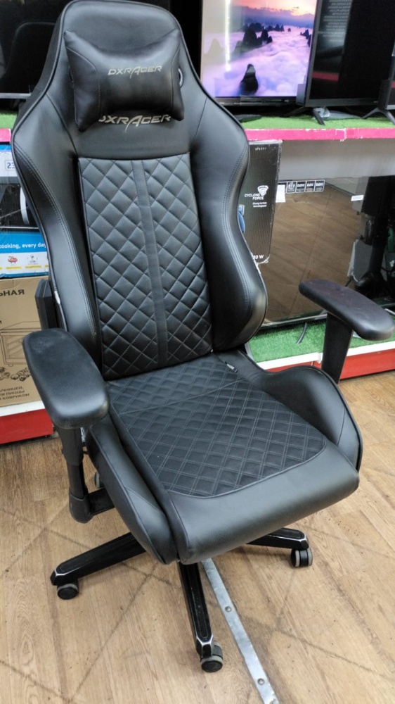 Стул компьютерный DXRacer