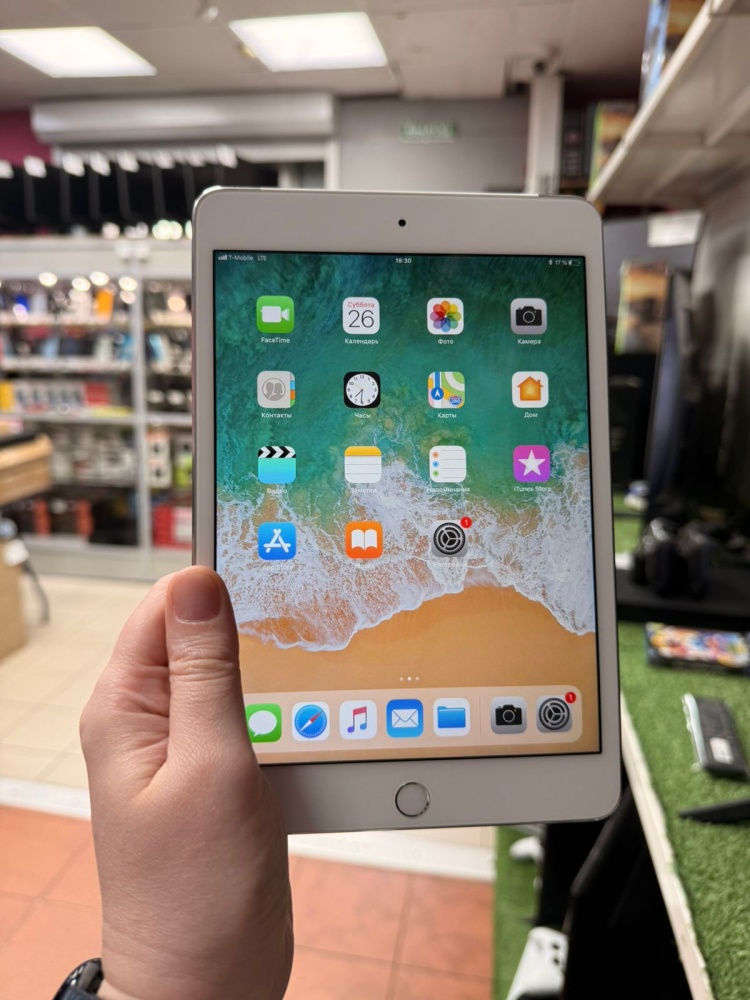 Планшет Apple iPad mini 4 A1550 (128Gb)LTE