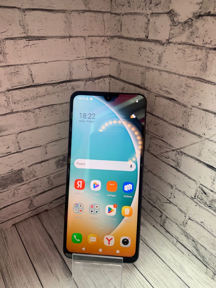 Смартфон Xiaomi Poco С61